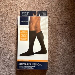 Men’s Knee High Sigvaris Compression Socks